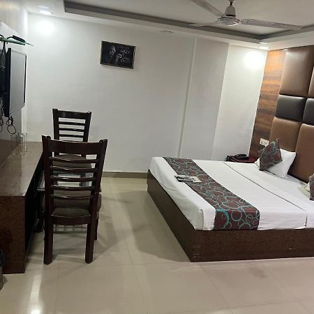 Hotel Le Mount Near Igi Airport New Delhi Eksteriør billede
