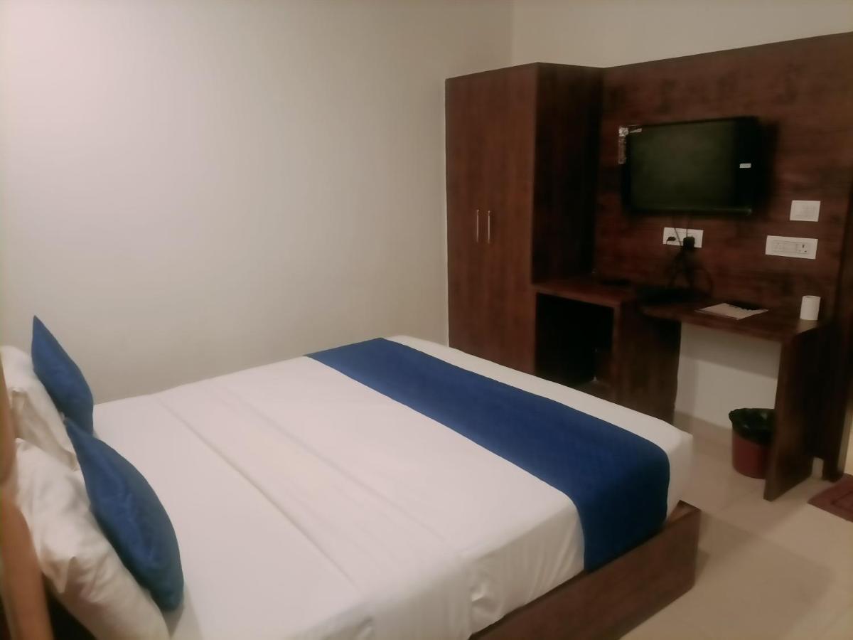 Hotel Le Mount Near Igi Airport New Delhi Eksteriør billede