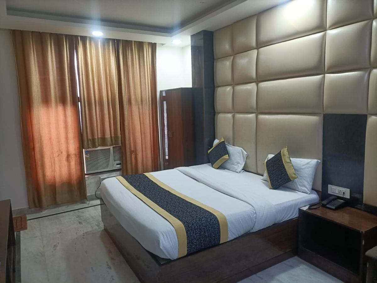 Hotel Le Mount Near Igi Airport New Delhi Eksteriør billede