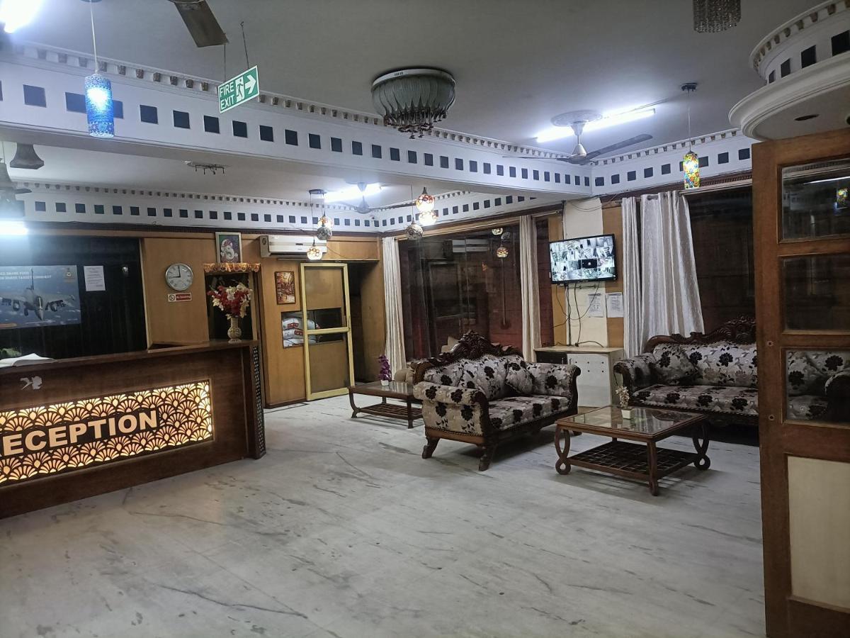 Hotel Le Mount Near Igi Airport New Delhi Eksteriør billede