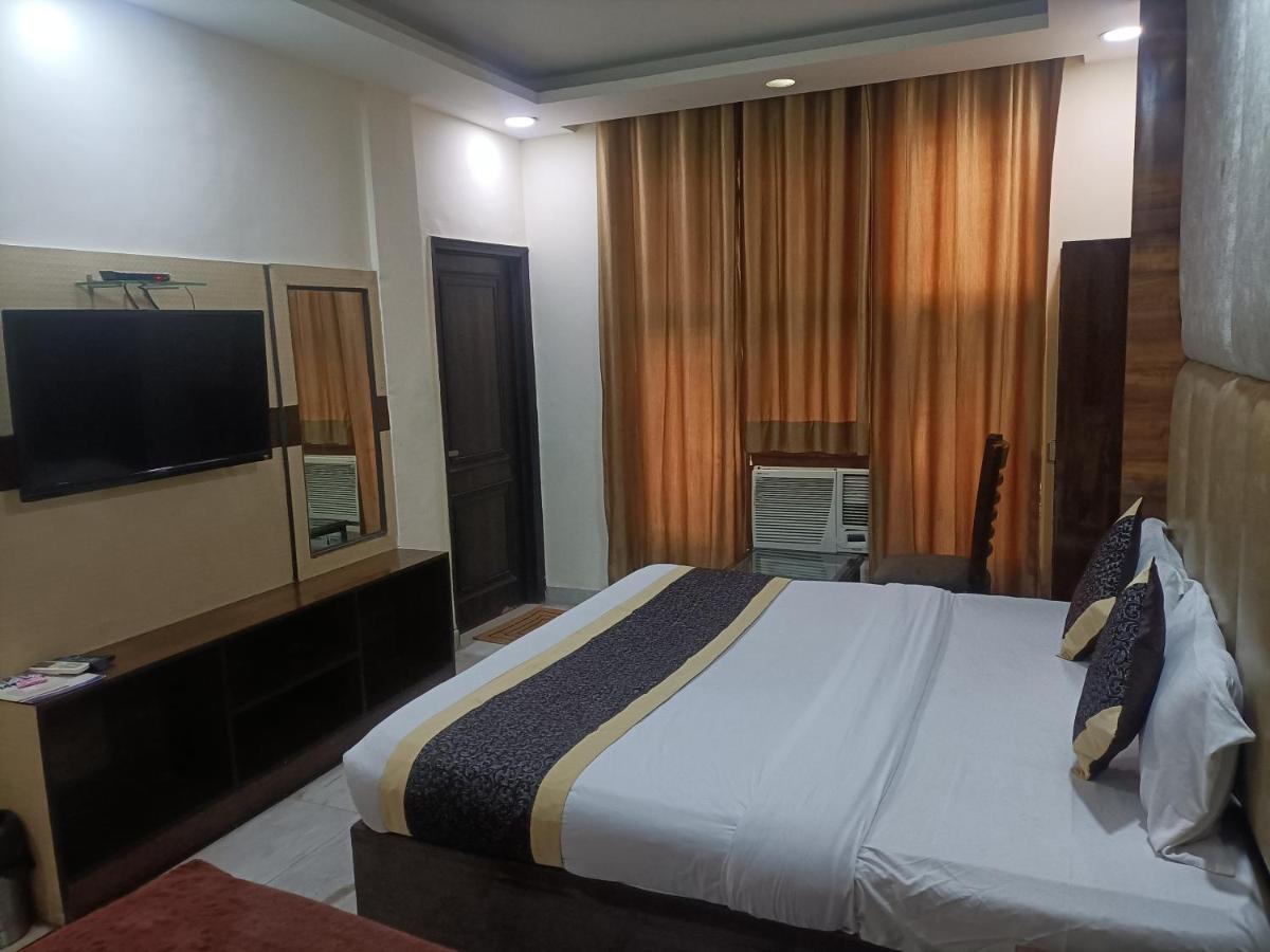 Hotel Le Mount Near Igi Airport New Delhi Eksteriør billede