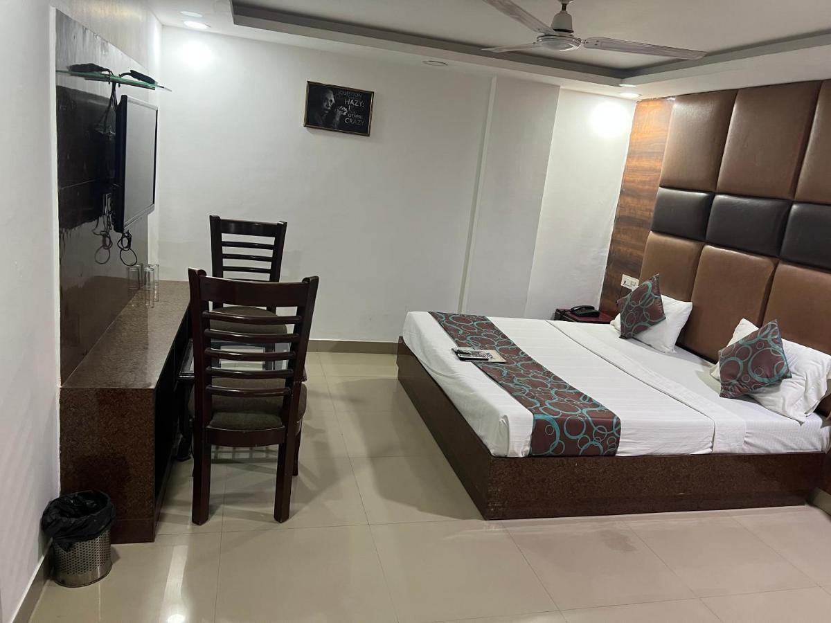 Hotel Le Mount Near Igi Airport New Delhi Eksteriør billede