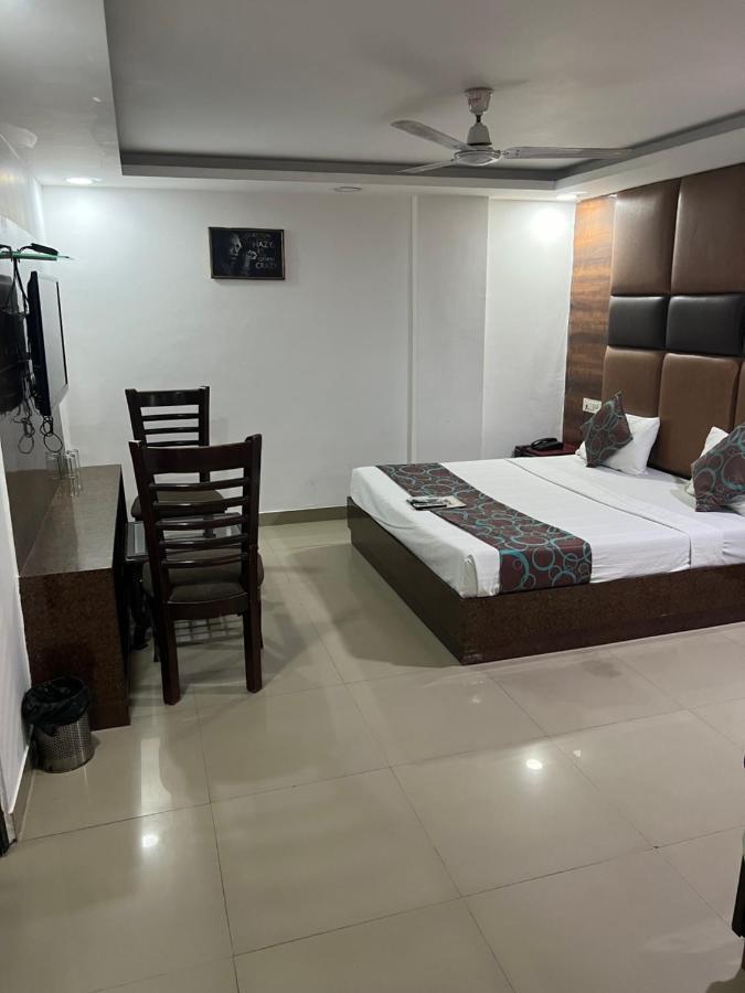 Hotel Le Mount Near Igi Airport New Delhi Eksteriør billede
