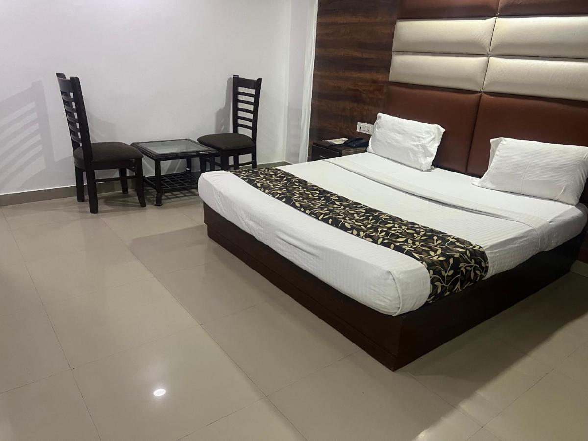 Hotel Le Mount Near Igi Airport New Delhi Eksteriør billede